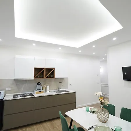 Imare House -